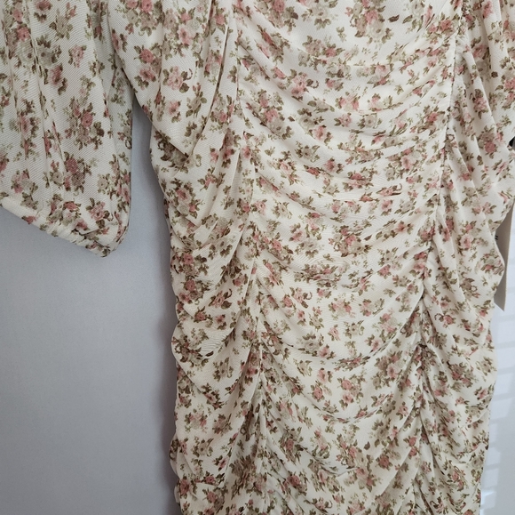 Haute Monde Floral Ruched Body Mini Dress size L - Picture 4 of 8